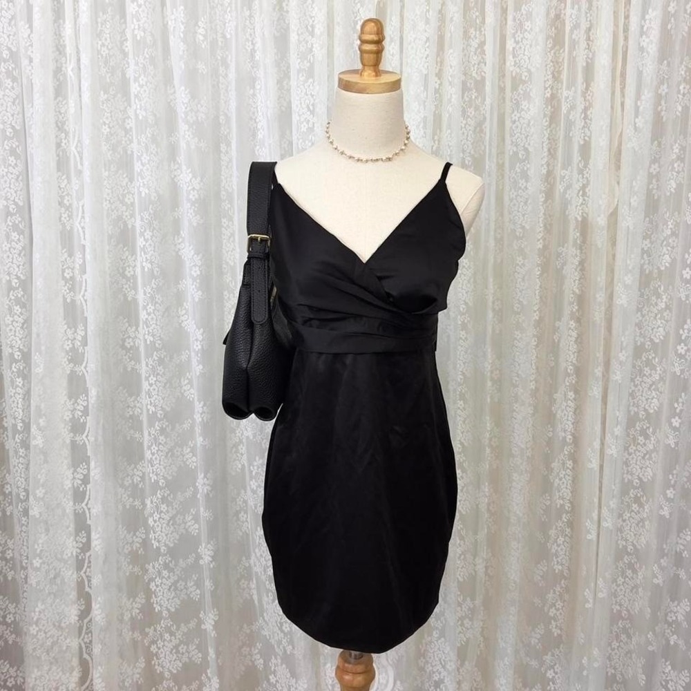 DO + BE Black Satin Bodycon Dress Women's Small NWT Formal Glamour Cocktail‎